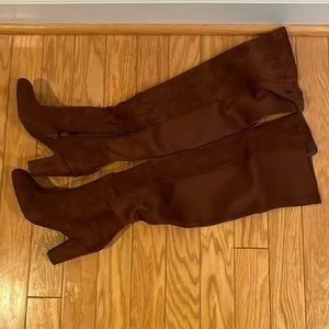 Chinese Laundry Canyons Suedette boot